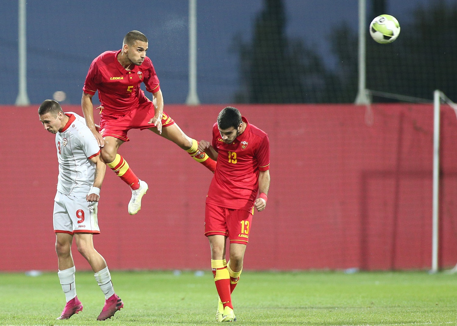 Novi problemi: Nikola Krstović i Stefan Milić pozitivni na korona virus