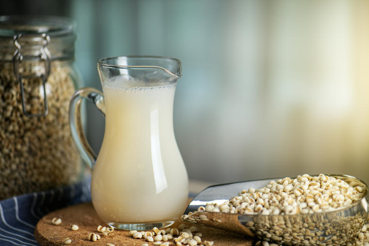 Najmoćniji lijek narodne medicine: Ovaj napitak topi kamen u bubregu za nekoliko dana! (RECEPT)