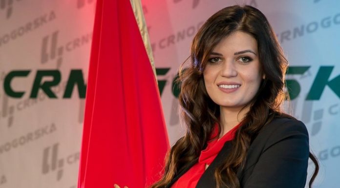 Liderka Crnogorske na meti uvreda: Anđeli Ivanović zaprijećeno “Ne vraćaj se u Budvu”!
