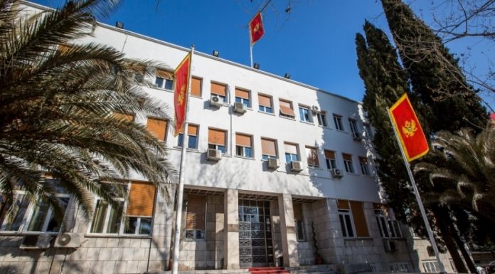 Izglasan Administrativni odbor, predsjednik Milun Zogović