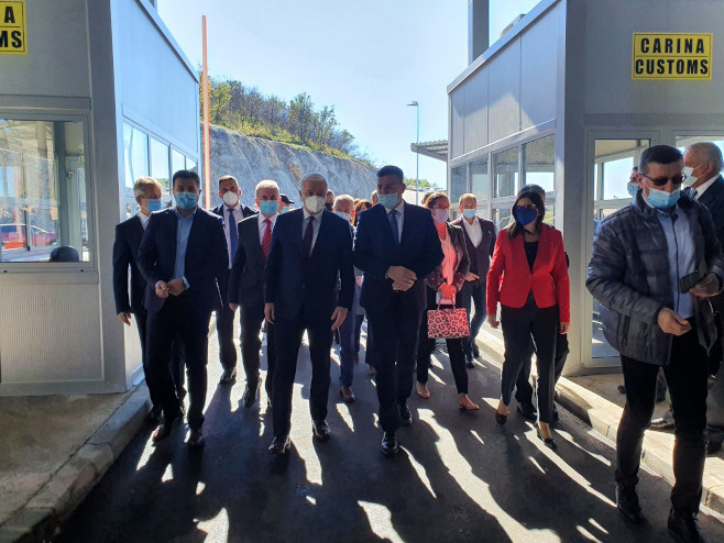 Crna Gora i BiH otvorile zajednički granični prelaz Vraćenovići