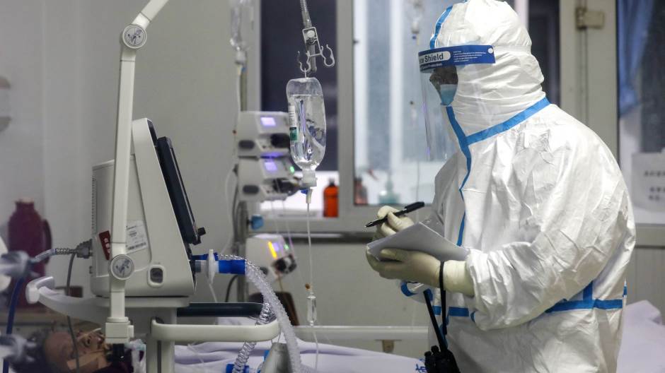 SZO upozorava: Oprez i akcija pred treći talas pandemije početkom 2021.