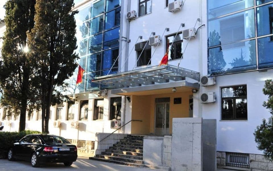 Fond PIO obustavlja rad sa strankama