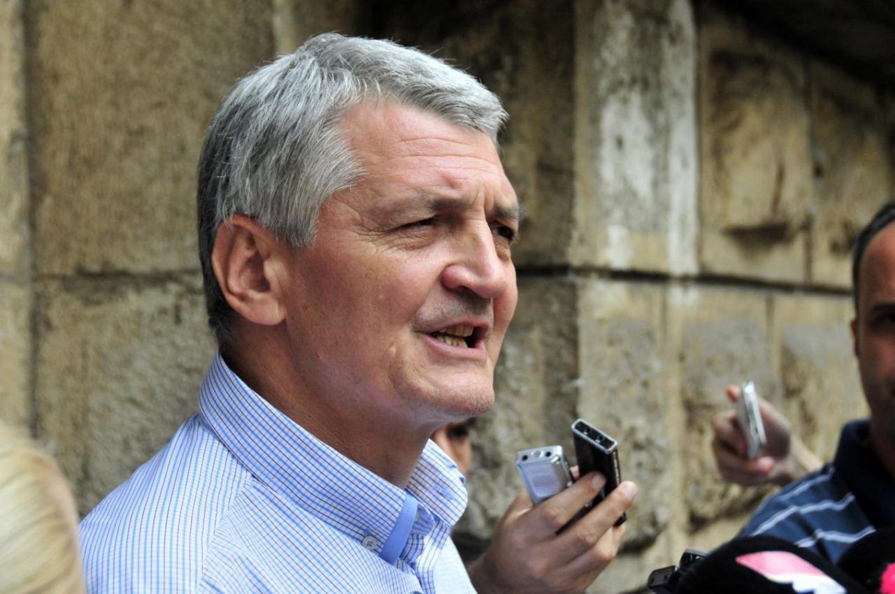 Perišić tužio državu i Glavni grad, traži pola miliona kvadrata zemljišta