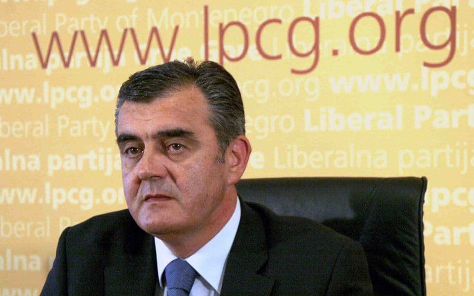 Živković: Bečić samouvjeren u svom neznanju, nastavlja sa pravnim nasiljem zakazujući novu sjednicu parlamenta