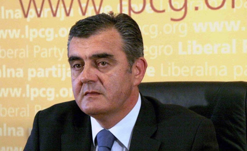 Živoković Demokratama: Džaba vam taj lažni građanski plašt, vi ste samo ružni dekor u ovom velikosrpskom i svetosavskom kolu