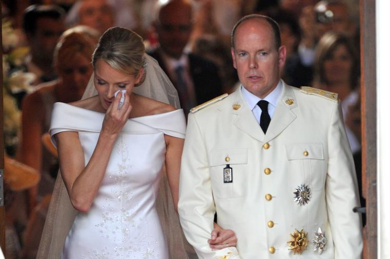 Ona je najnesrećnija princeza u Evropi: Otkrivena tajna frizure knjeginje Šarlin! (FOTO)