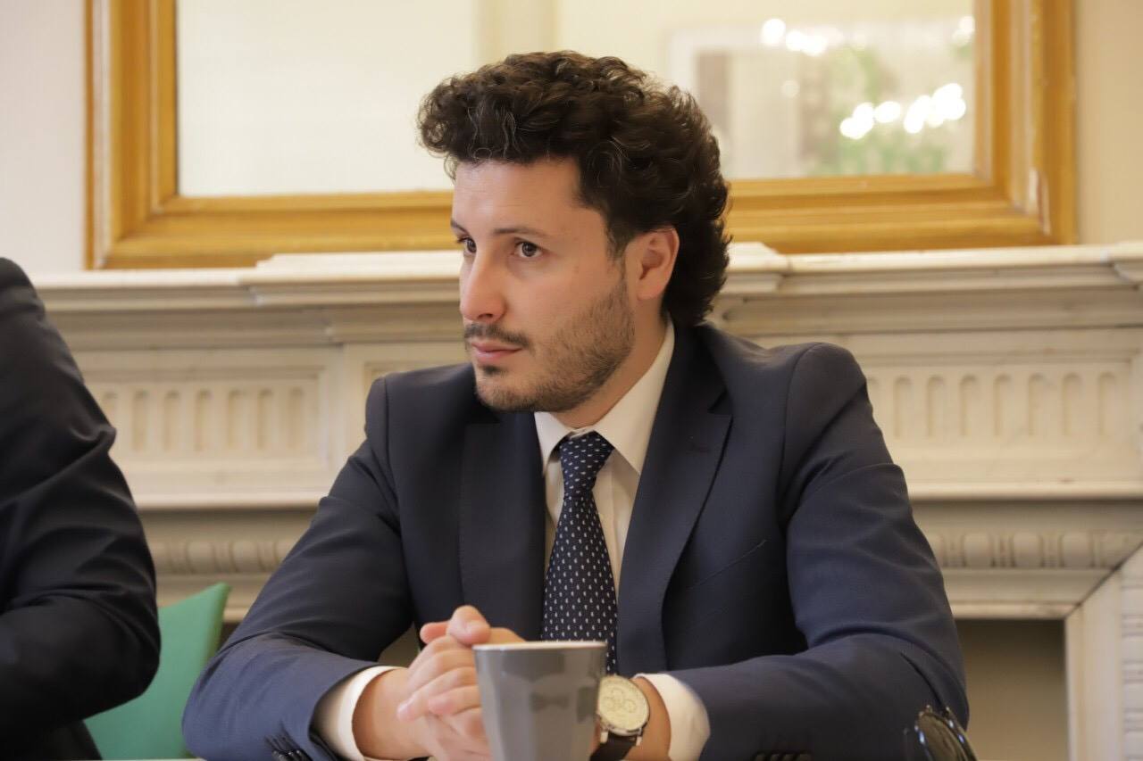 Ostala je tajna je li bilo ko Abazoviću nudio 21 milion