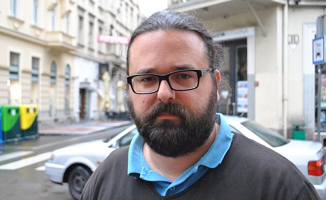 KRIV JE NIKOLAIDIS ANDREJ