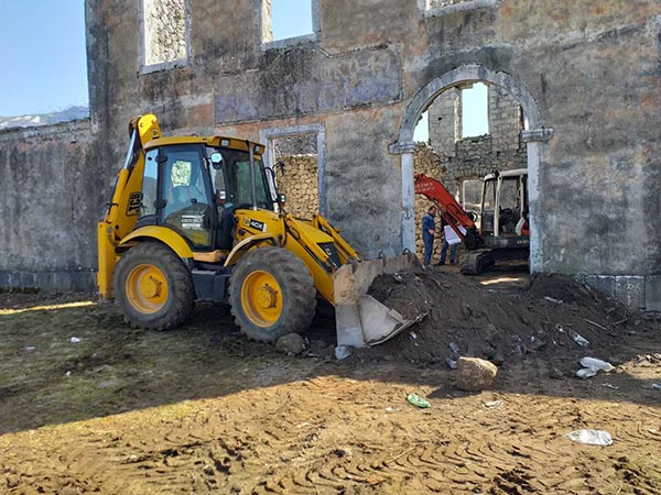 Počela rekonstrukcija stare škole u Župi Nikšićkoj &#8211; Uniprom metali izdvojili 100 000 eura