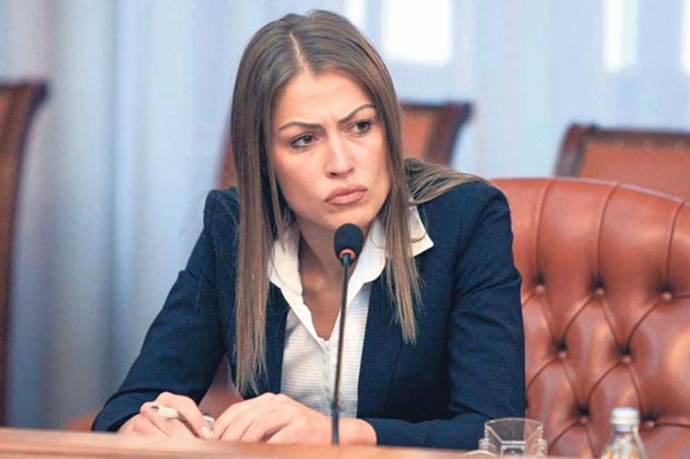 DIJANA HRKALOVIĆ BJEŽALA OD ŠKALJARACA, pa htjela da preuzme kontrolu u SPECIJALNOJ JEDINICI MUP-a Srbije!