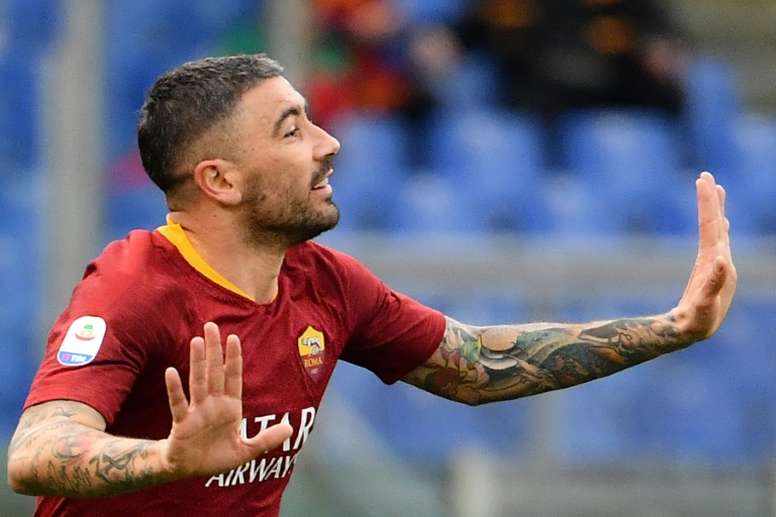 KOLAROV se ljubi sa UDOVICOM KAPITENA FIORENTINE, Italija bruji o aferi (FOTO)