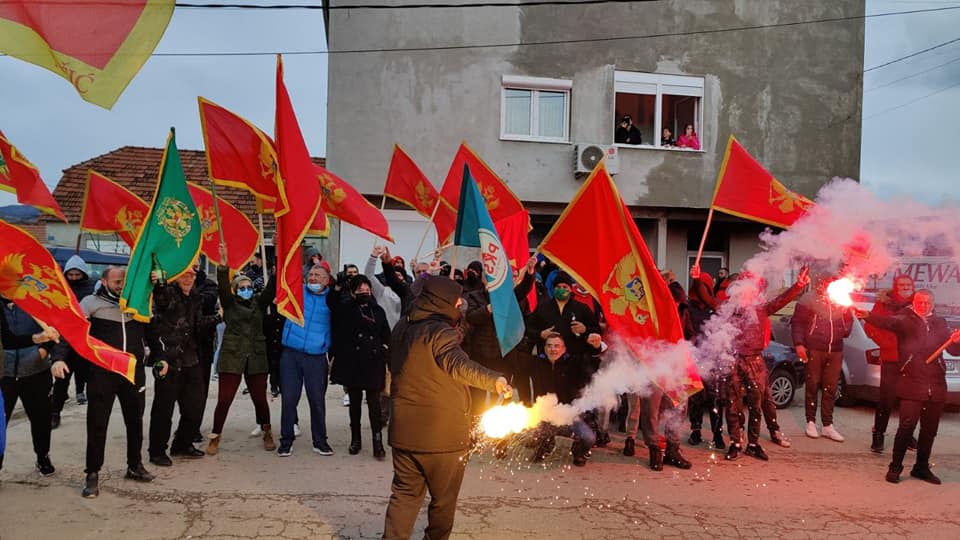 Patriotko komitski savez: Goreće naše baklje svake nedjelje