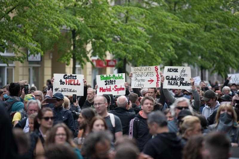 Protesti u Njemačkoj protiv novih mjera: &#8220;Sloboda umjesto Merkel&#8221;