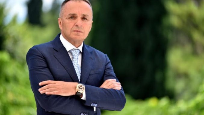 Pejović: Luka Rakčević lagao javnost, bolje mu je da uzme knjigu i završi fakultet