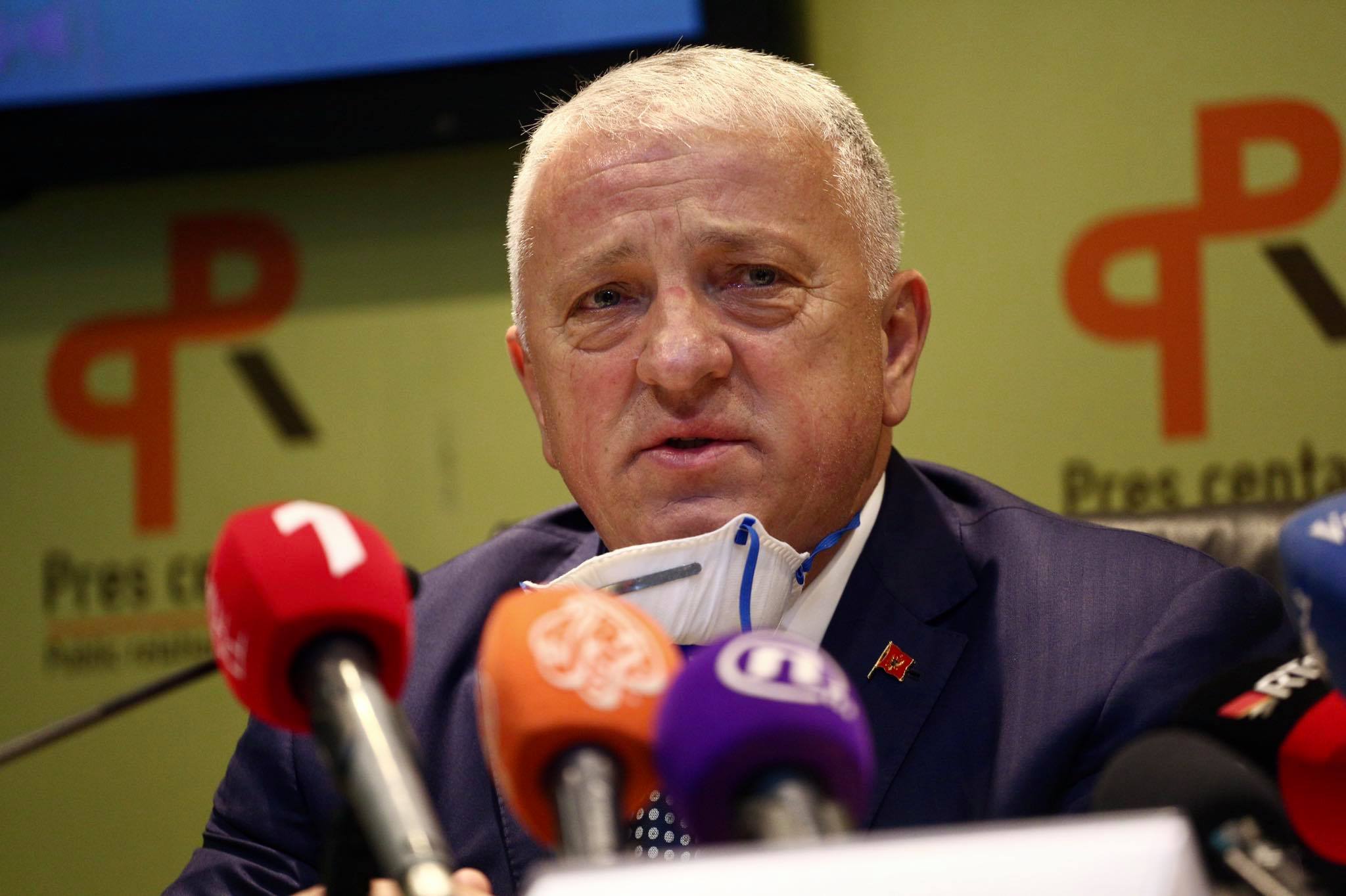 Standard saznaje: Smijenjeni pomoćnici direktora policije za smjenu saznali preko FB profila URA-e