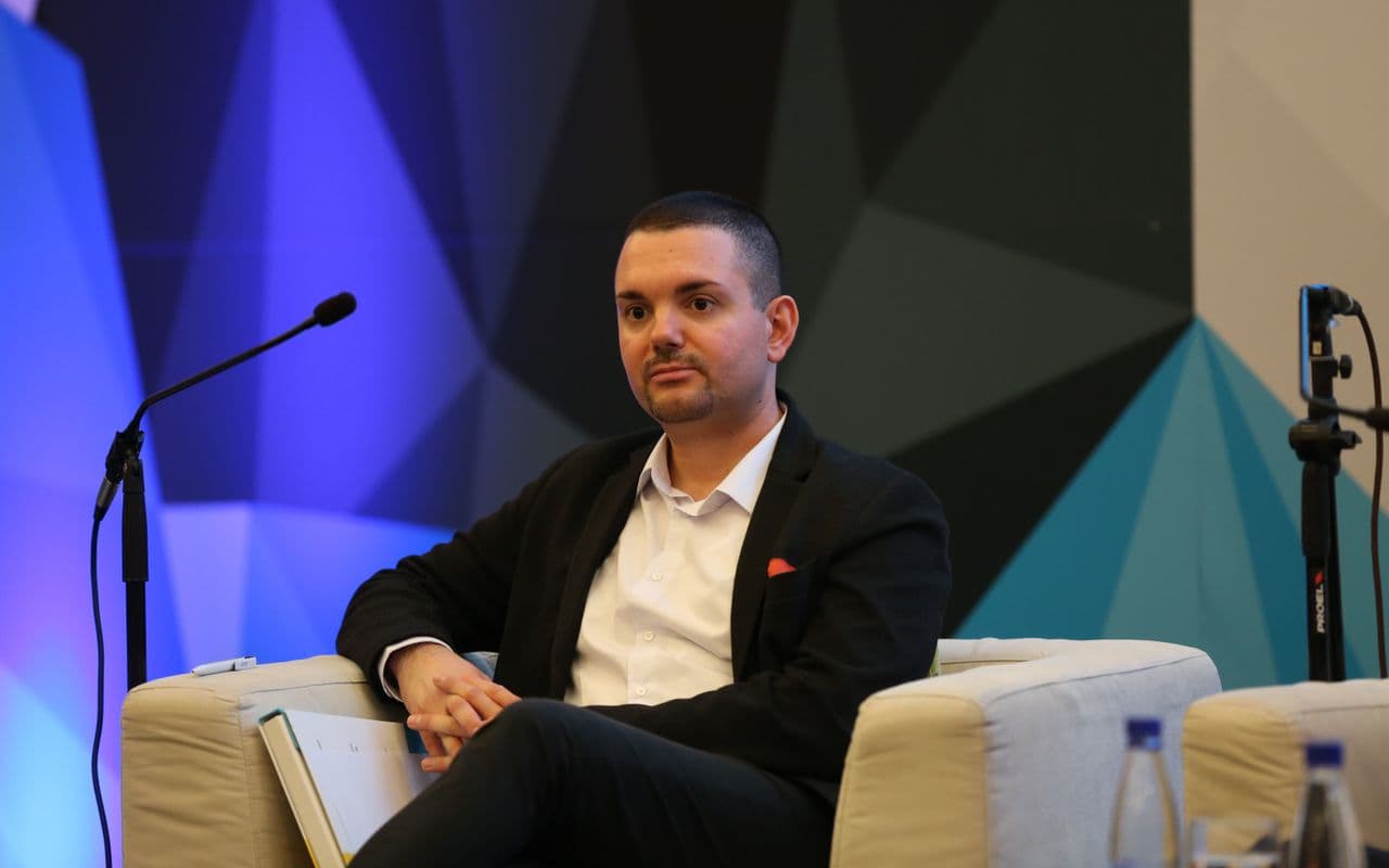 Bešlin: Izbor 2. aprila jasan – Crna Gora u EU ili njeno utapanje u “rusko-srpski svet”