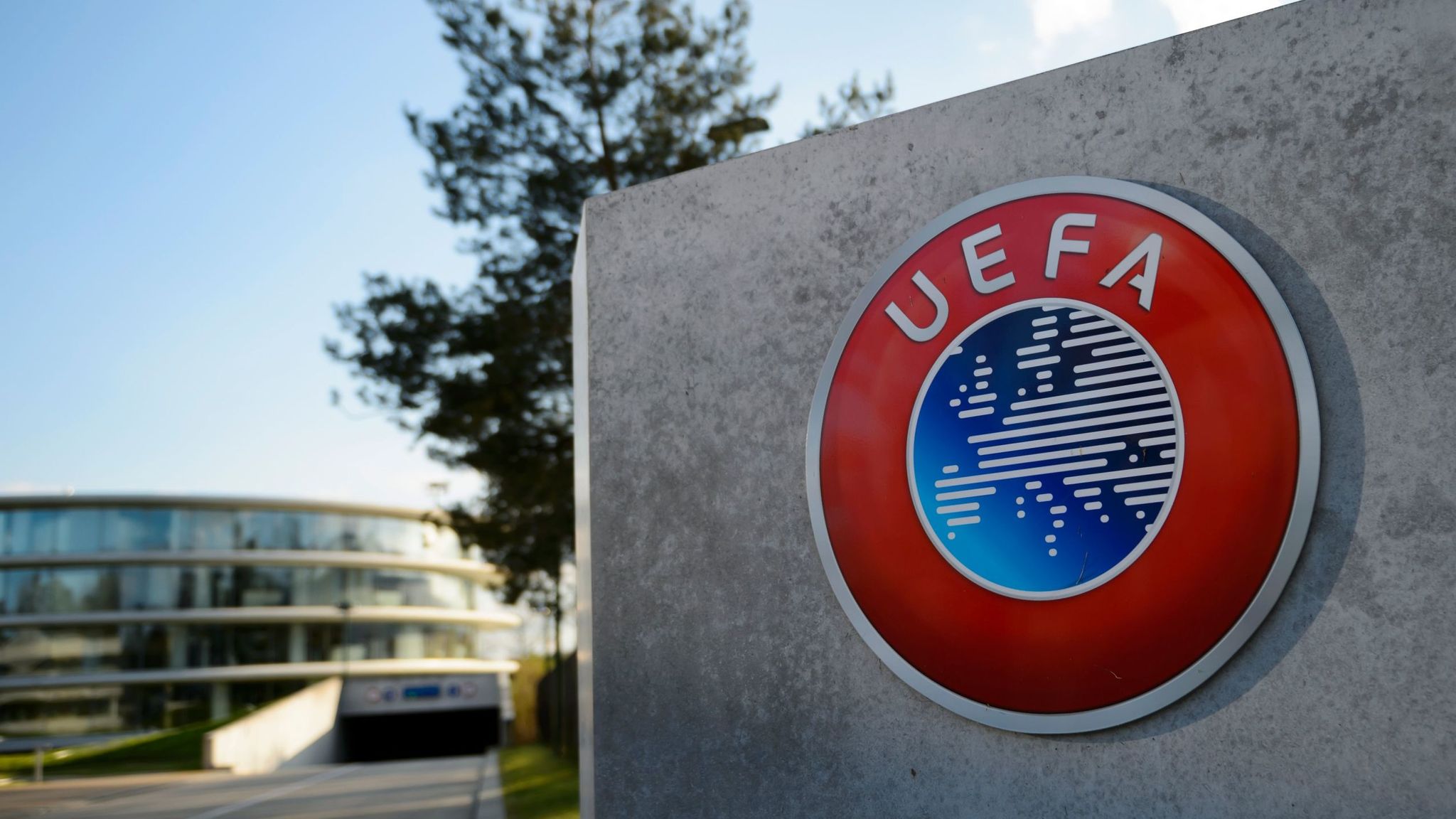 UEFA zaprijetila visokim kaznama ako se formira Superliga Evrope
