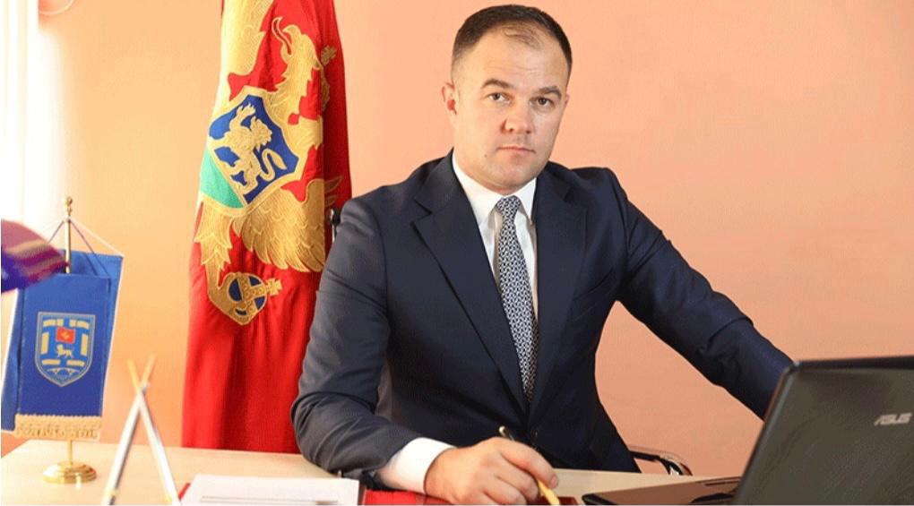 Mitrović: Spajić stopirao usluge Dnevnog centra za stare i ukinuo im pravo na topli obrok