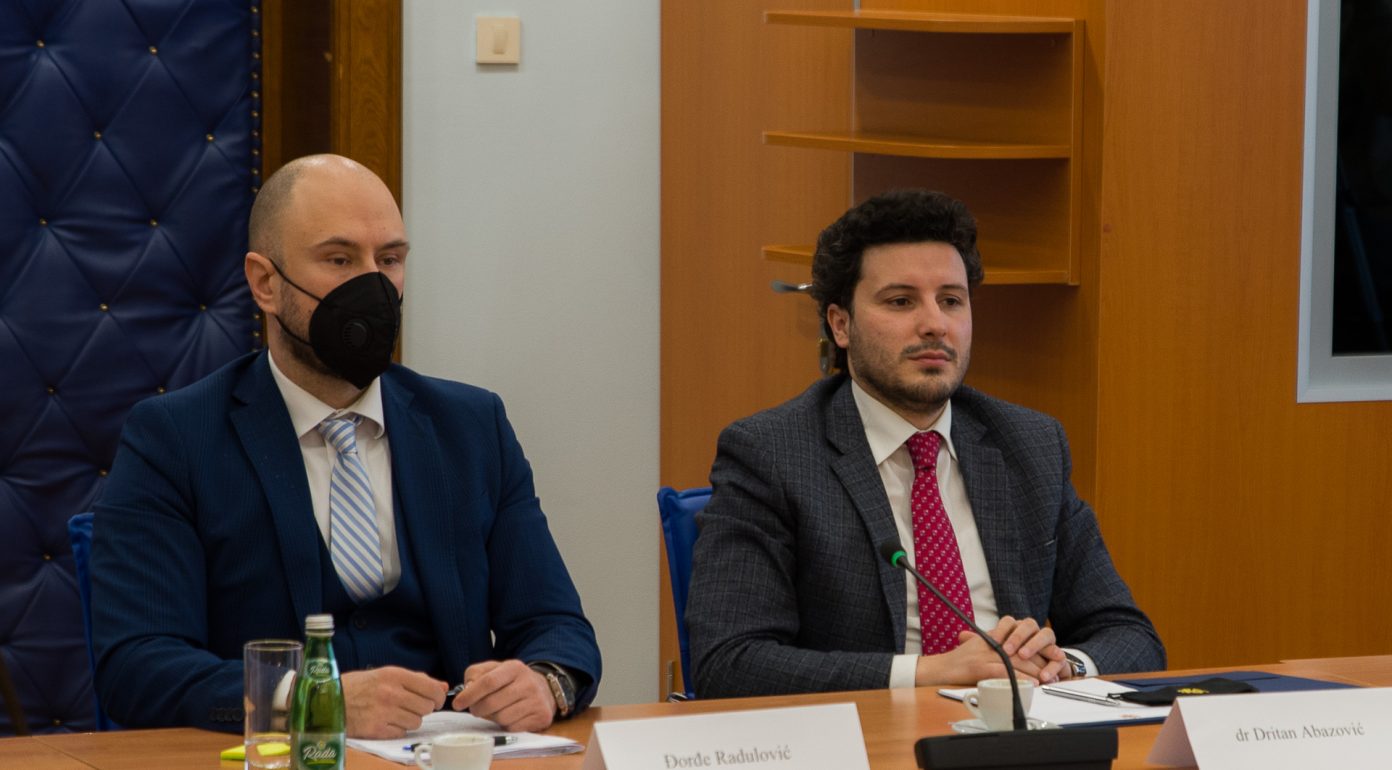 Profesionalci specijalni izaslanici