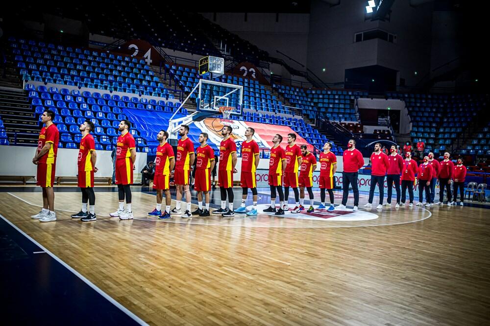 Zvanično: Crnogorski košarkaši umjesto Rusije na Eurobasketu!