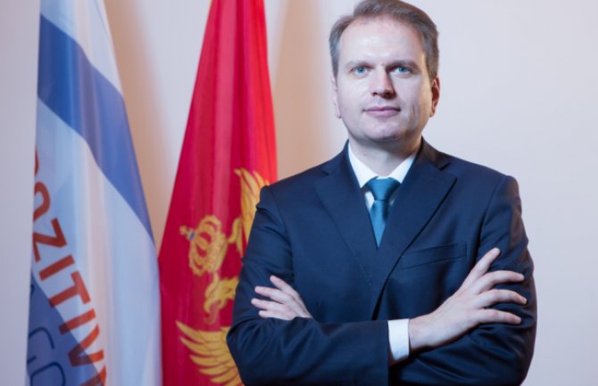 Perić: Leposavić i Spajić imaju prebivališta i u Srbiji i u Crnoj Gori