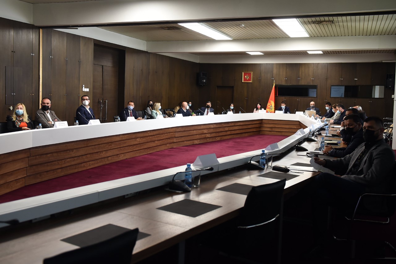 NVO “Ugostitelji Crne Gore”: Dijalog počeo, konkretni rezultati tek slijede