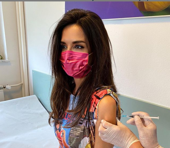 Severina se vakcinisala (FOTO)