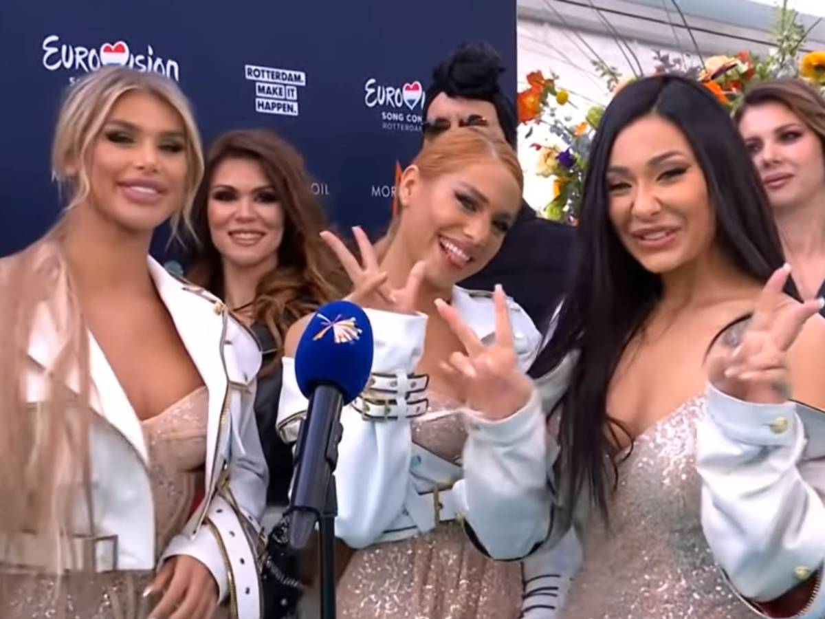 ALBANKA pokazala DVOGLAVOG ORLA, KSENIJA KNEŽEVIĆ digla TRI PRSTA: Usijale se mreže!