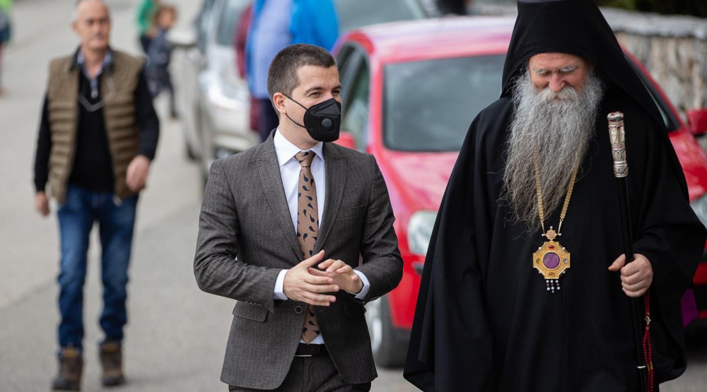 Joanikije izabrao Demokrate, a hoće li SPC njega?