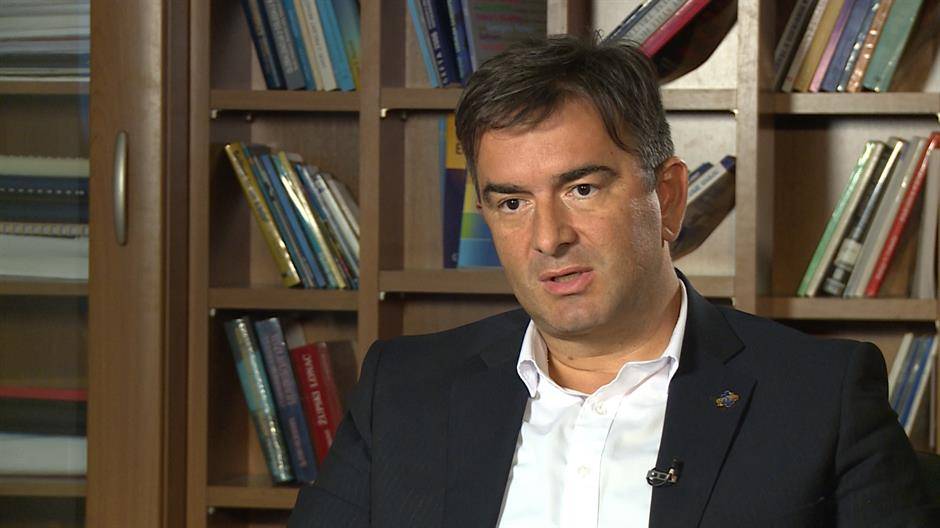 Medojević: Šverc cigareta veći u istom periodu lani, Vlada štiti pljačku državnog budžeta