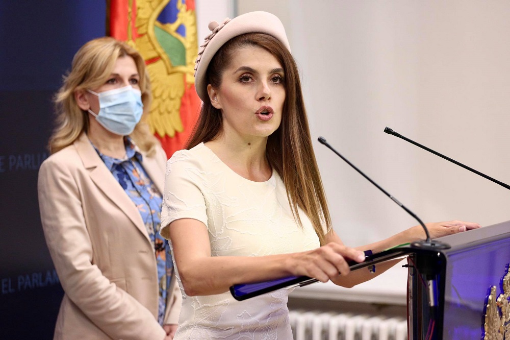 VUKOVIĆ: Došlo je vrijeme da kvazi vlada položi račune