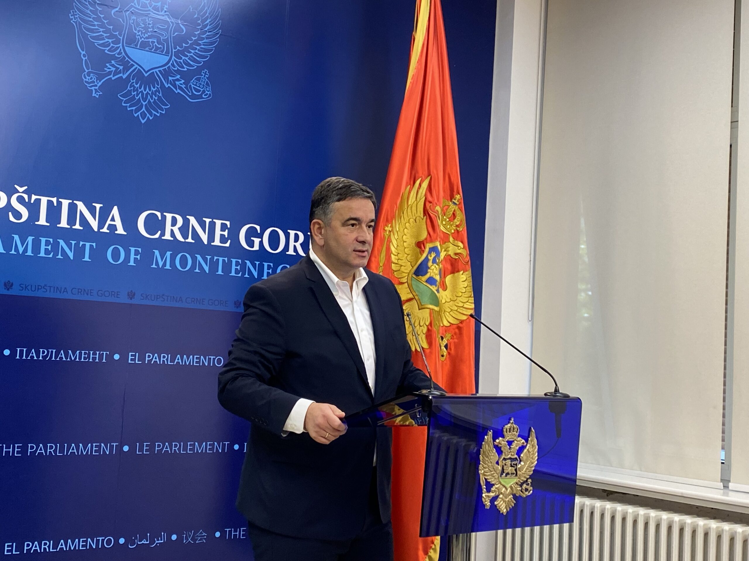 MEDOJEVIĆ: Još jedno samoubistvo s leđa &#8211; moje pleme snom mrtvijem spava