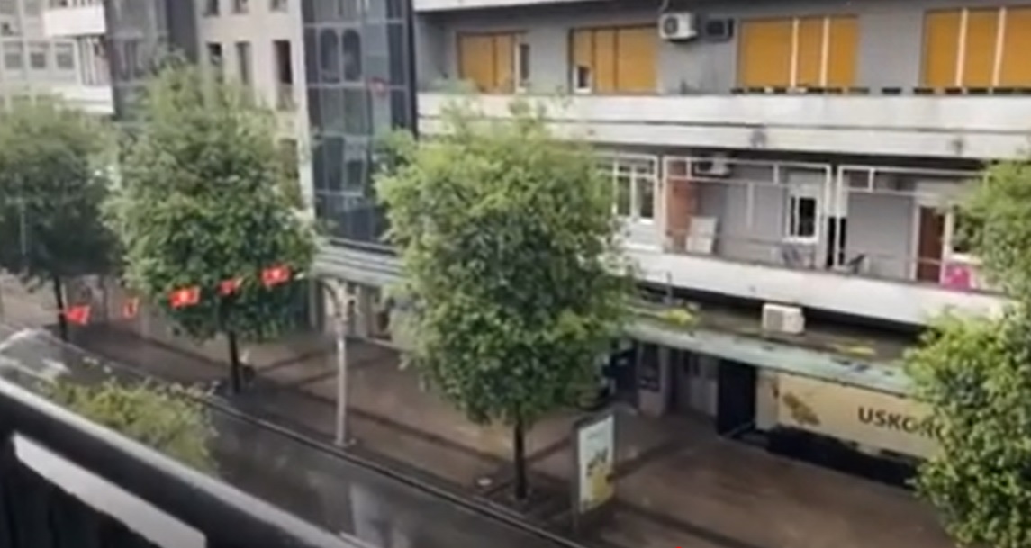 (VIDEO) PADA GRAD U PODGORICI: Pljusak i grmljavina u glavnom gradu
