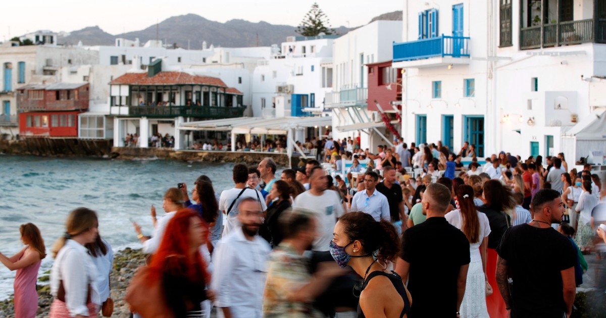 Tišina na Mikonosu zbog korone, zabranjene žurke, džet set BIJESAN