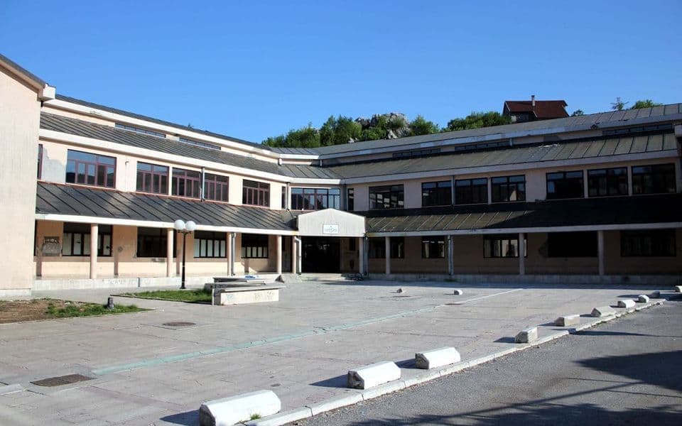 Razriješeni direktor sa Cetinja: Ko ne izvršava zadatke – Ministarstvo, ili mi?