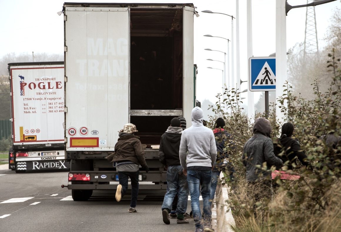 Razotkrivena banda koja je krijumčarila stotine Albanaca u Veliku Britaniju