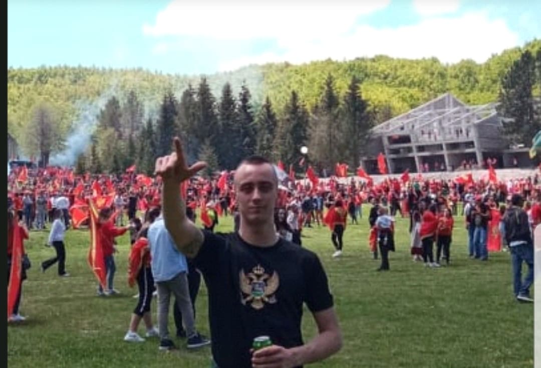 BRUTALNA POLICIJSKA TORTURA U CB BAR Grb Crne Gore doživjeli kao provokaciju: Nikšićanin od batina padao u NESVJEST, koristili pancir da sakriju povrede!?