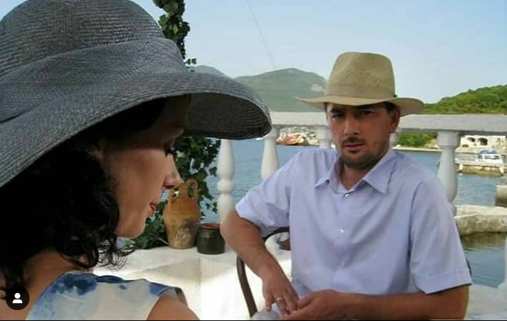 Vojin Ćetković i Sloboda Mićalović u na ljetovanju nikad opušteniji (FOTO)