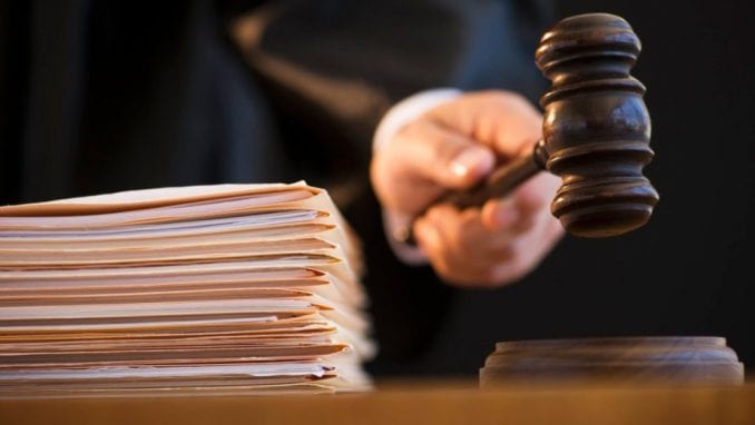 Turčinu dvije novčane kazne i 30 dana zatvora: Napao muškarca, pa kod njega pronađena droga
