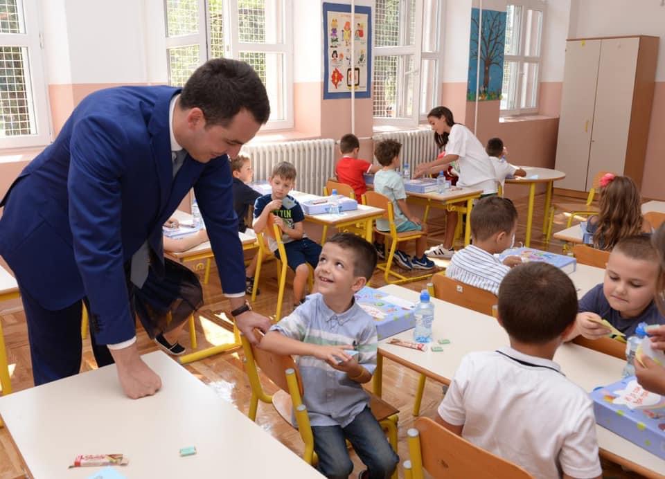 Glavni grad: Prvacima 35 eura za kupovinu školskog pribora