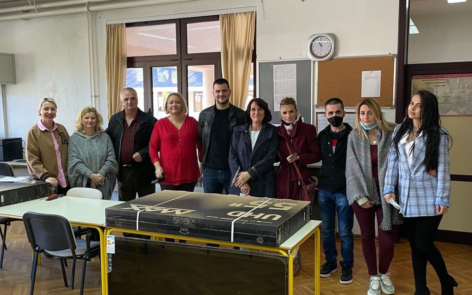 GI &#8220;21. maj&#8221; uručila donaciju OŠ &#8220;Lovćenski partizanski odred&#8221;