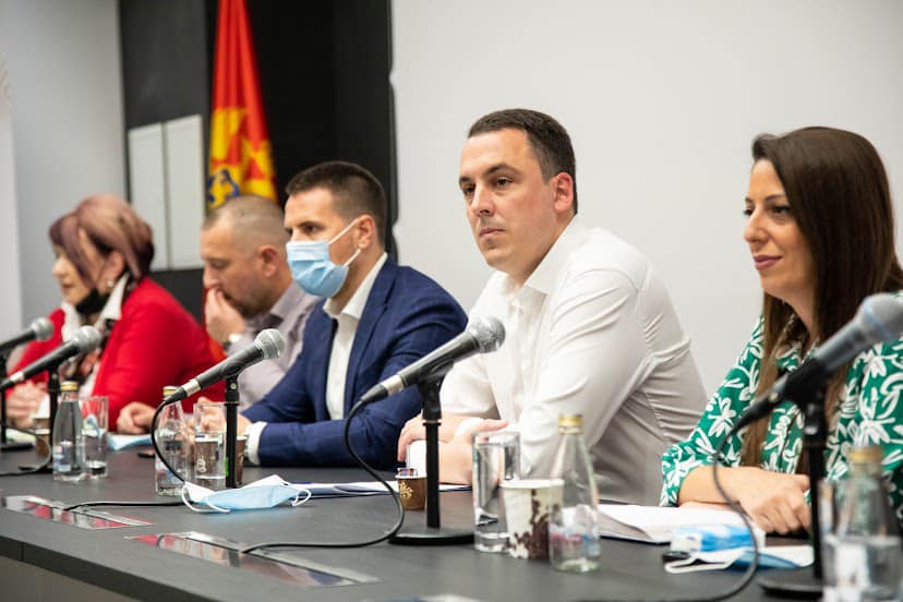 Vuković sa građanima Konika i Starog aerodroma