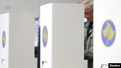 Prvi rezultati izlaznih anketa izbora na Kosovu: U 11 opšina i gradova ide se u drugi krug, Srpska lista proglasila pobjedu u opštinama sa srpskom većinom