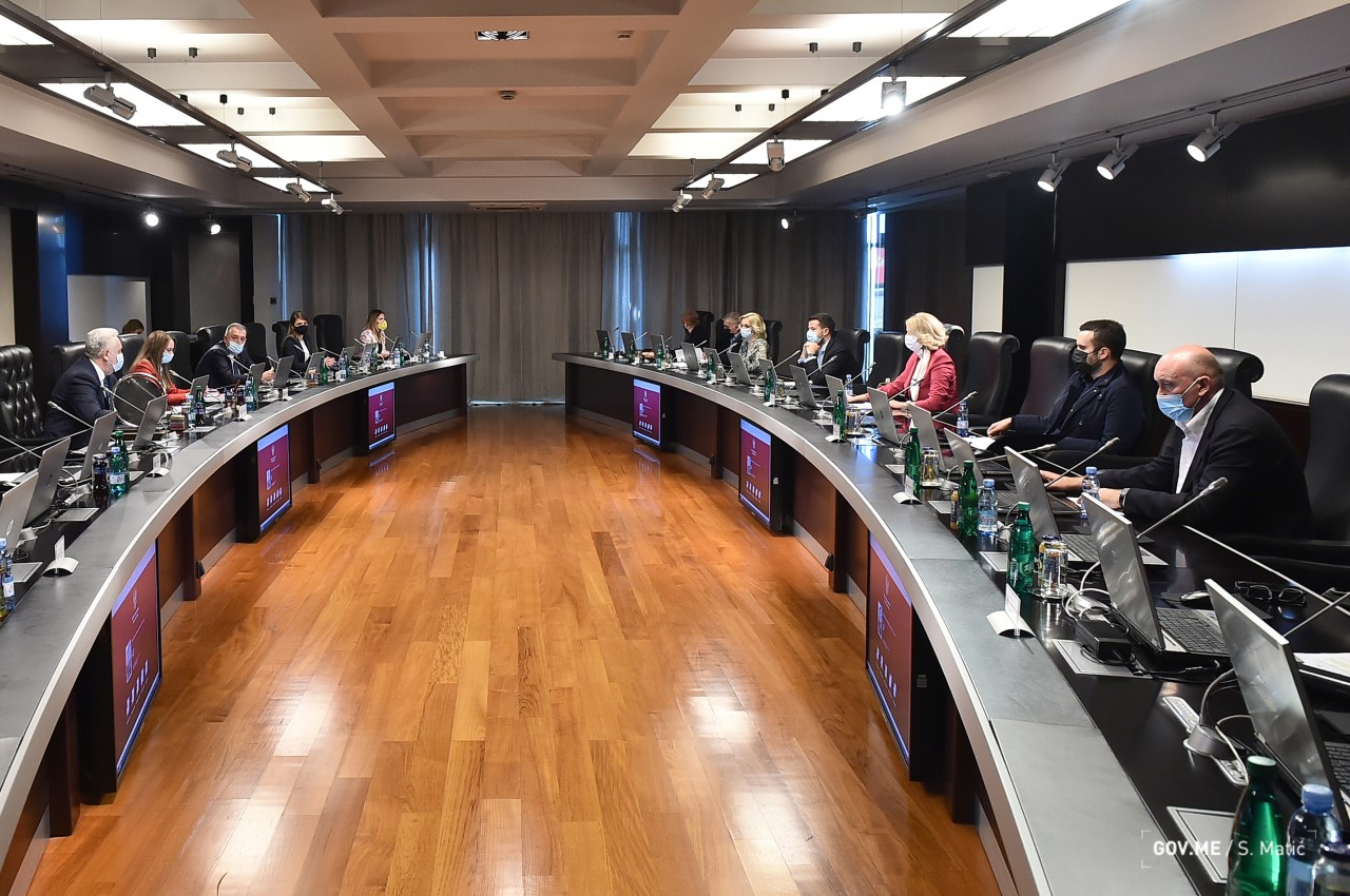 Vlada odlučila da sa Srbijom pregovara o ekonomiji