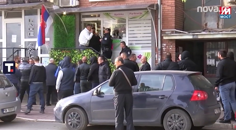 Kosovska policija saopštila da je riječ o sukobu sa kriminalnim grupama: Srbin teško ranjen, Vučić stigao u Rašku