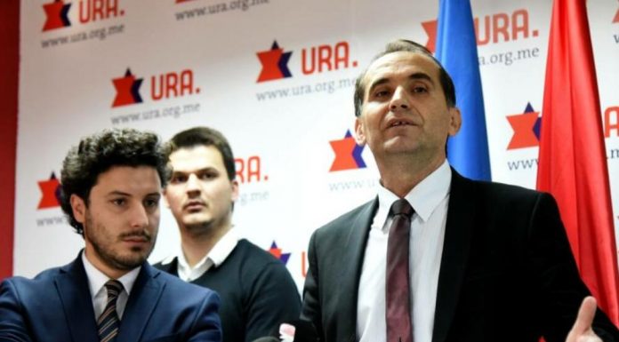 Opozicija u Mojkovcu obustavila blokadu rada MUP-a