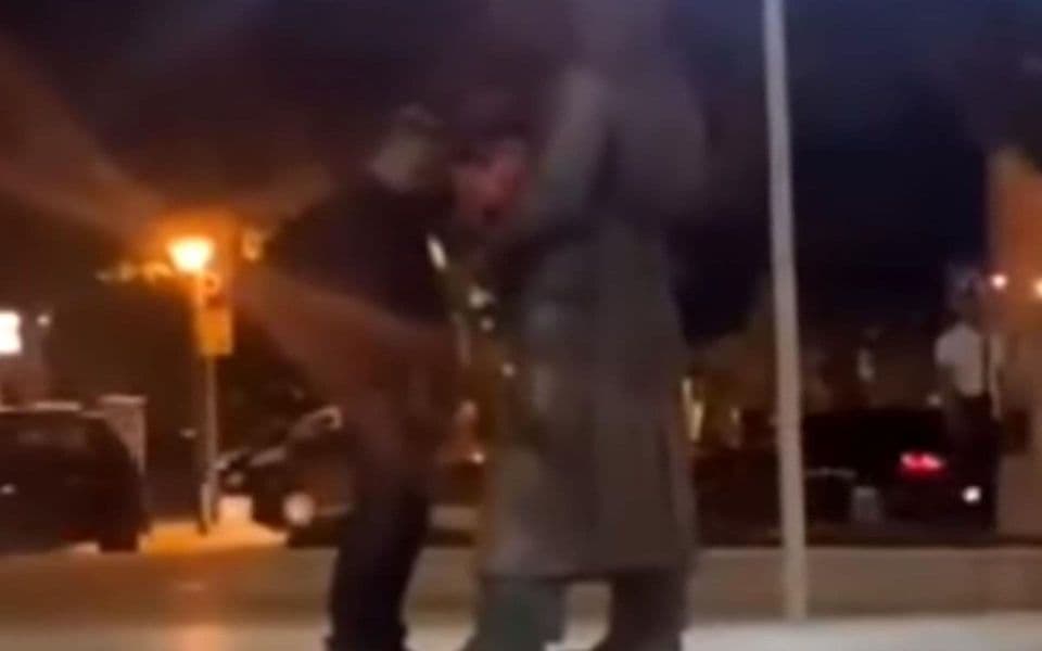 Ilić osuđen na deset mjeseci zatvora zbog skrnavljenja spomenika Ljubu Čupiću