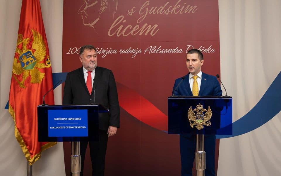 Bečić i Gandel otvorili izložbu u čast 100. godišnjice rođenja Aleksandra Dubčeka