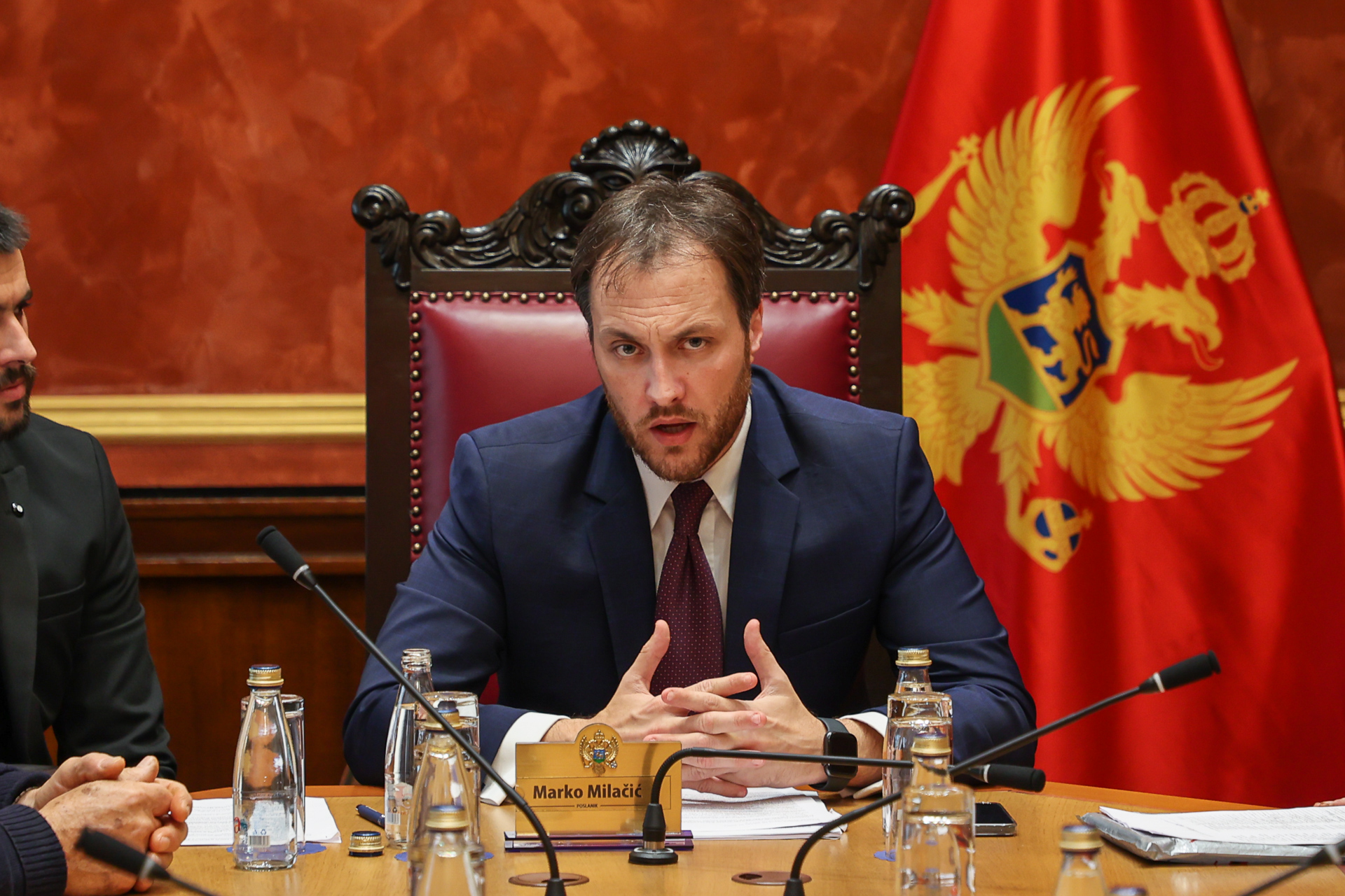 Milačić: Jokoviću, ne petljajte SPC i srpski narod u vašu izdaju